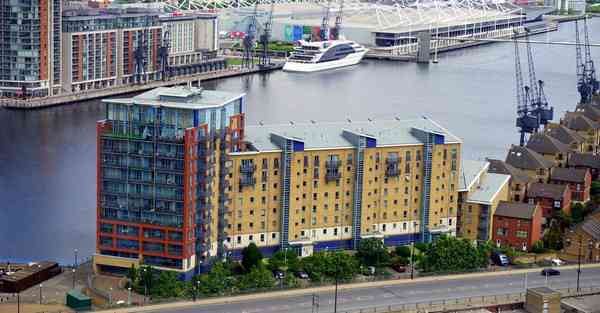 监控智能机器人可对话：改变未来的技术革新