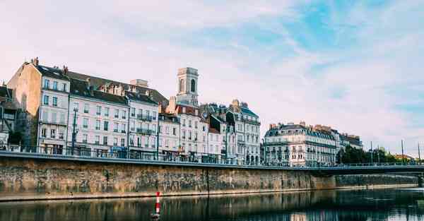 智能机器人管家创新点