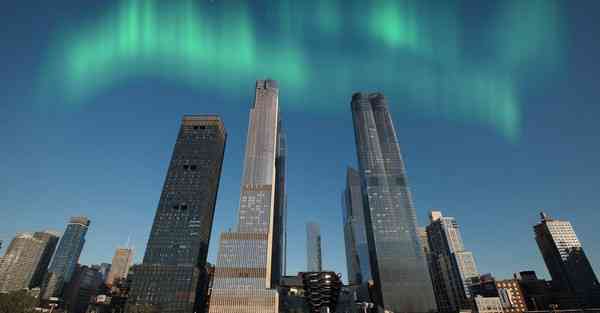 人工智能机器人和人谈恋爱