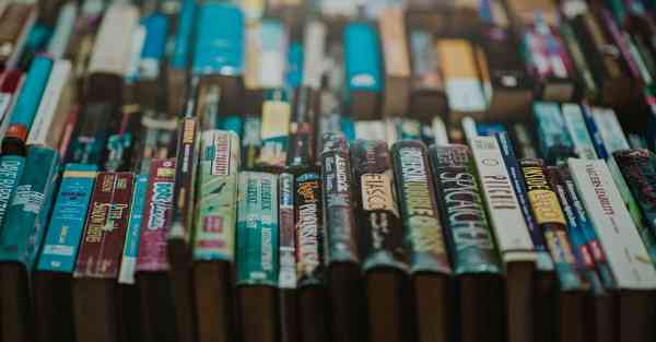 智能机器人读古诗，朗读机器人APP